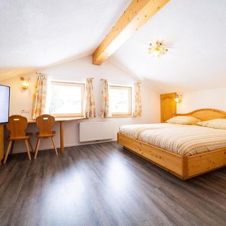 Haus Rosmarie Apartment Sankt Anton am Arlberg Ngoại thất bức ảnh