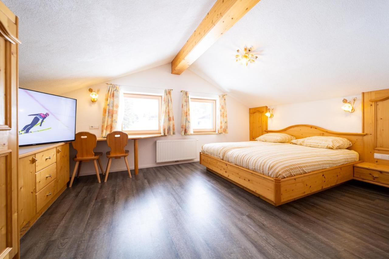 Haus Rosmarie Apartment Sankt Anton am Arlberg Ngoại thất bức ảnh