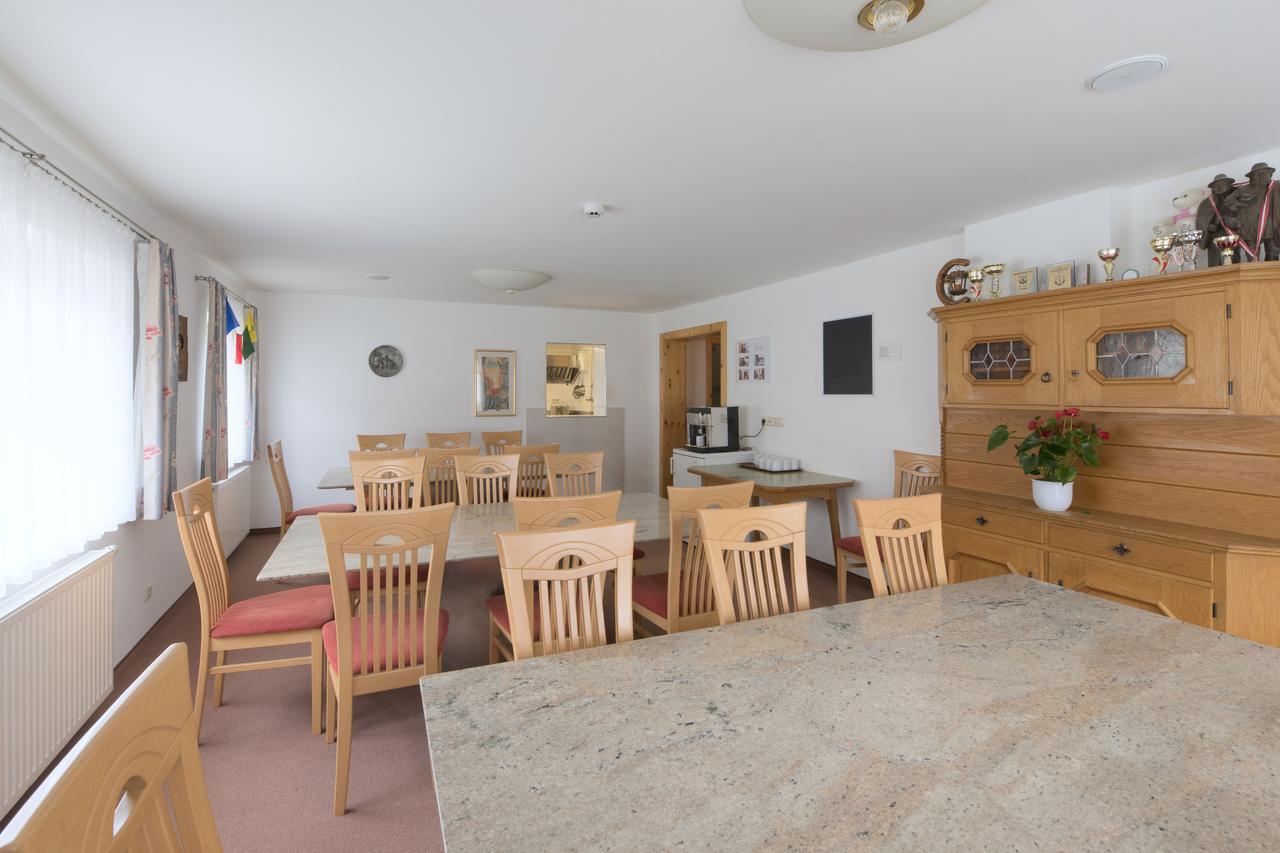 Haus Rosmarie Apartment Sankt Anton am Arlberg Ngoại thất bức ảnh